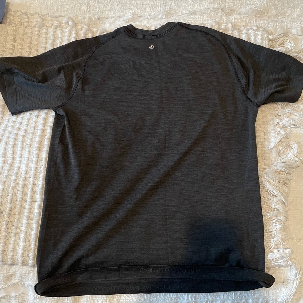 Lululemon metal vent tech t shirt